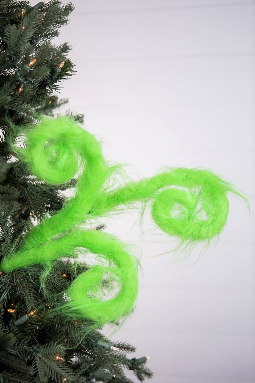 30” Furry Spiral Curly Spray - Green
