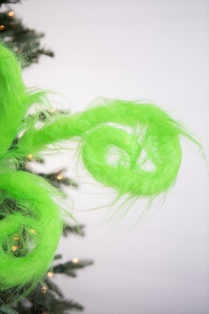 30” Furry Spiral Curly Spray - Green
