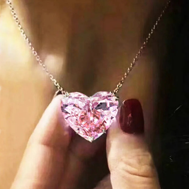 Huitan Luxury Big Heart CZ Women Pendant Necklaces Simple Versatile Female Party Gift Daily Wear Statement Jewelry Drop Shipping