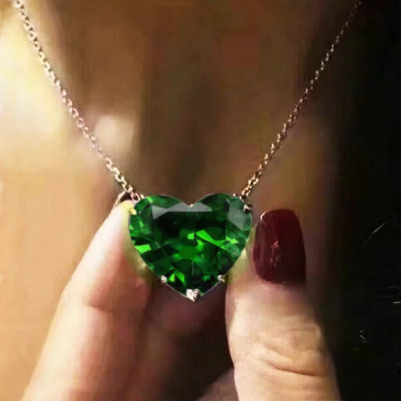 Huitan Luxury Big Heart CZ Women Pendant Necklaces Simple Versatile Female Party Gift Daily Wear Statement Jewelry Drop Shipping