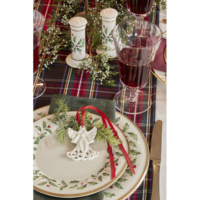Holiday Plaid 12-Piece Dinnerware Set