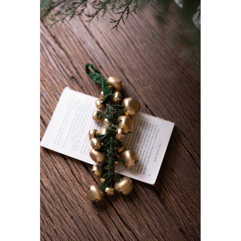 JINGLE BELL BUNCH - GREEN VELVET