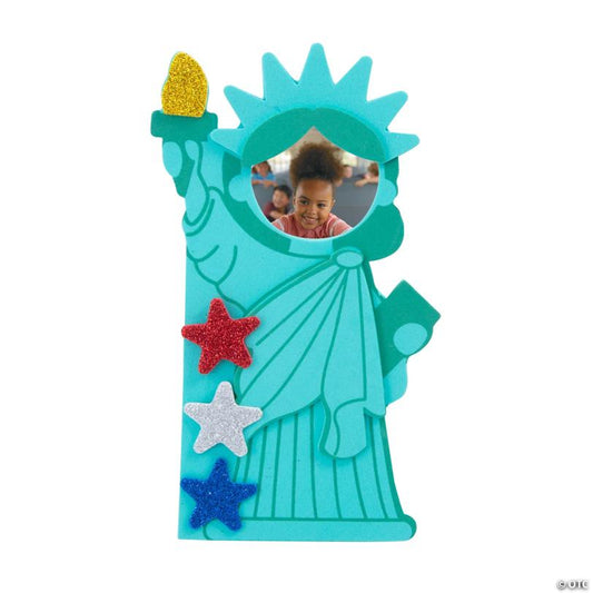 Patriotic Statue of Liberty Picture Frame Magnet Craft Kit - Makes 12