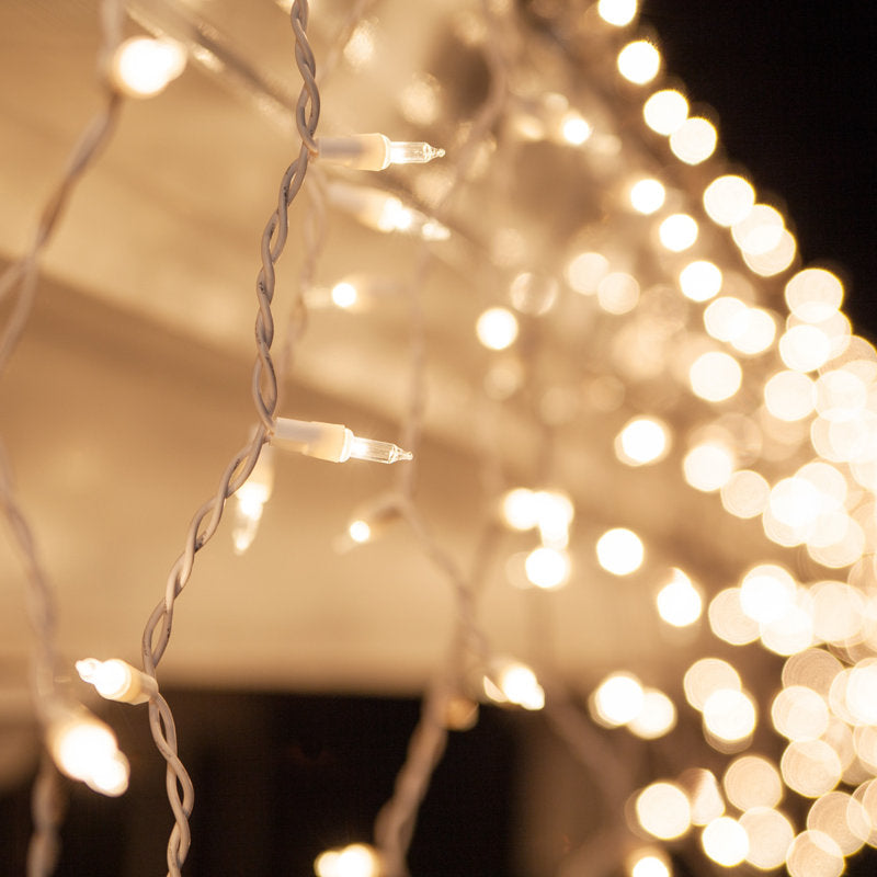 Plug-In Stay-Lit Icicle Lights