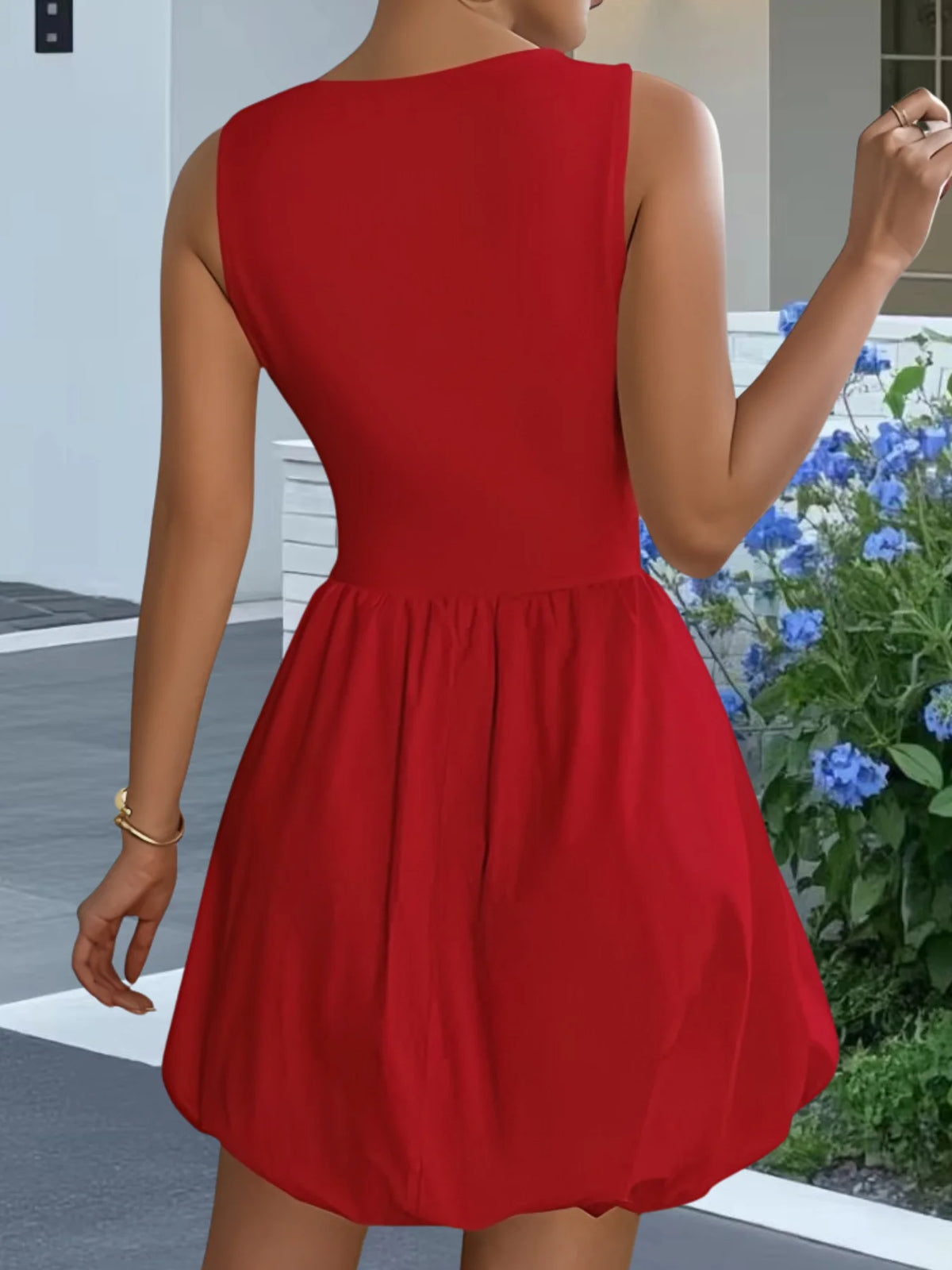 Elegant Ladies Crew Neck Sleeveless Short Dress High Waist Gathered Bubble Skirt With Pockets Slim Fit Solid Casual Summer Holid