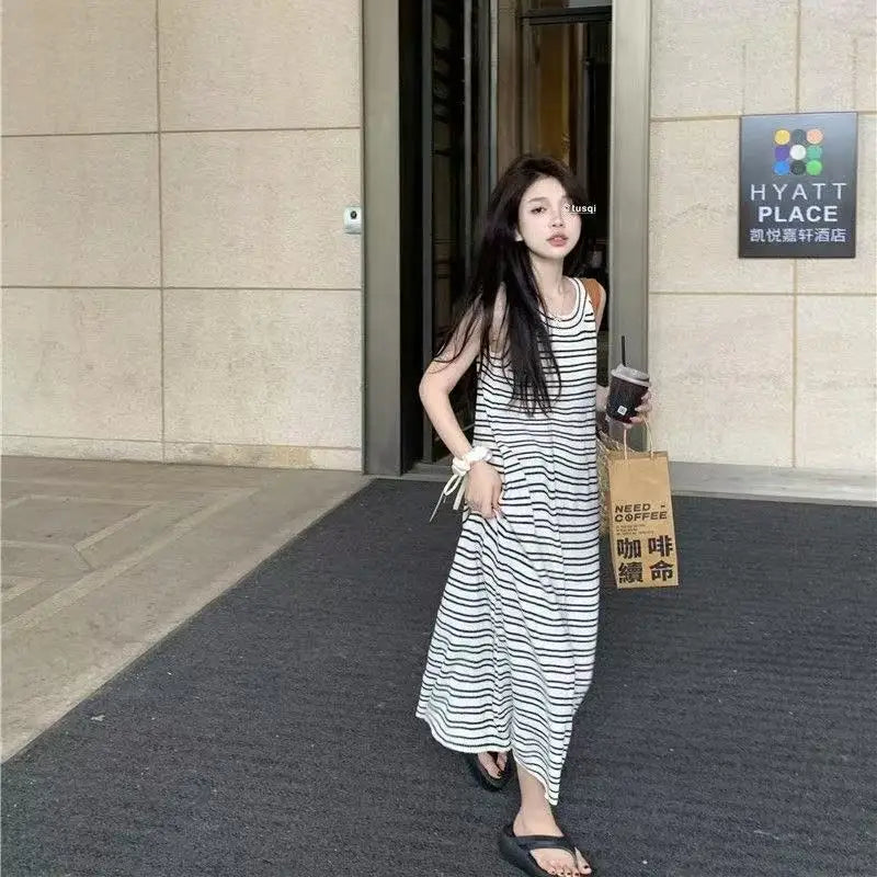 Summer Loose Casual Stripe Strap Dress Women's Knee-Length Beach Vacation Beach Long Skirt Slimming Stripe Knitted Dress