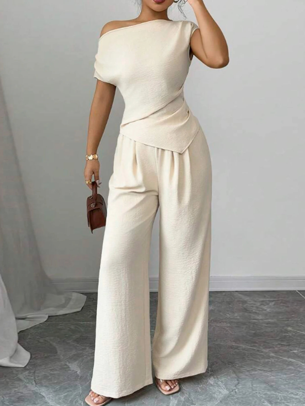 Elegant Pure Color Ladies Asymmetric Top And Wide Leg Pants 2-Piece Set for Commuting Casual Vacations Fashionable Arrival