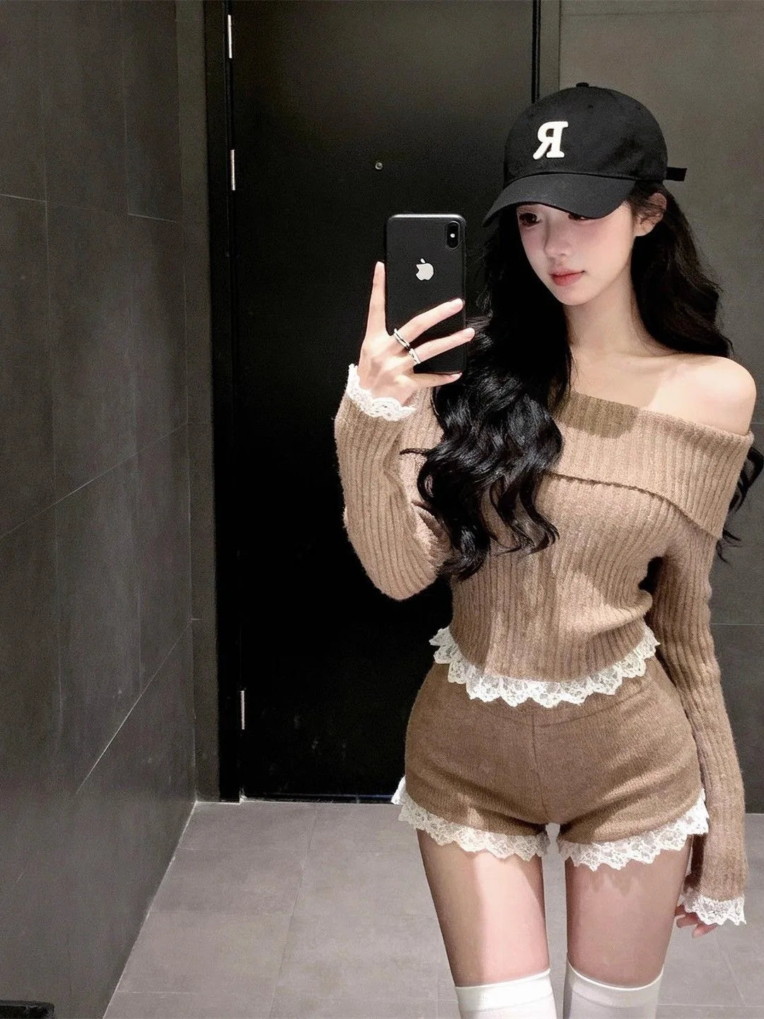 Sexy Retro One-Shoulder Knitted Sweater Two-Piece Set Short Style for Women Trendy Girl Outfit Autumn Winter Arrival