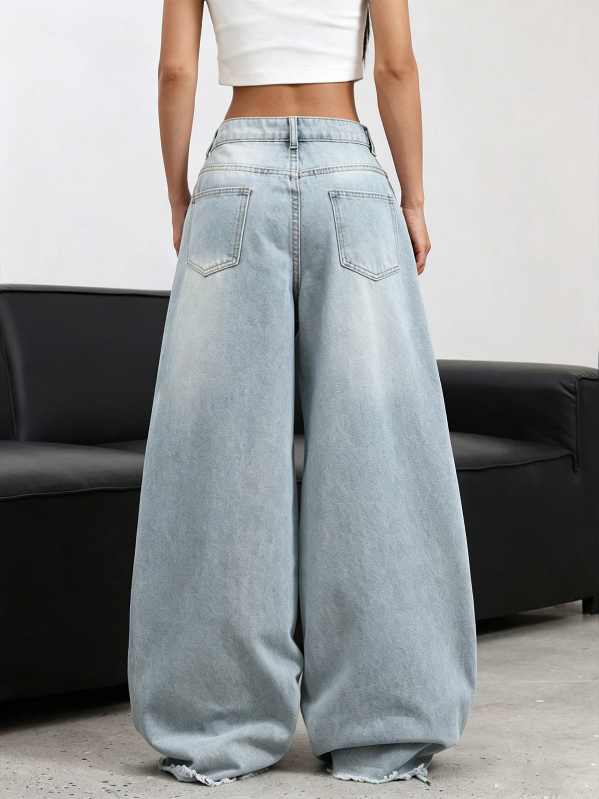 ·American Retro Plum Blossom Embroidery Design Blue Women's Loose Wide-Leg Jeans Y2K Street Fashion Versatile Straight Trousers