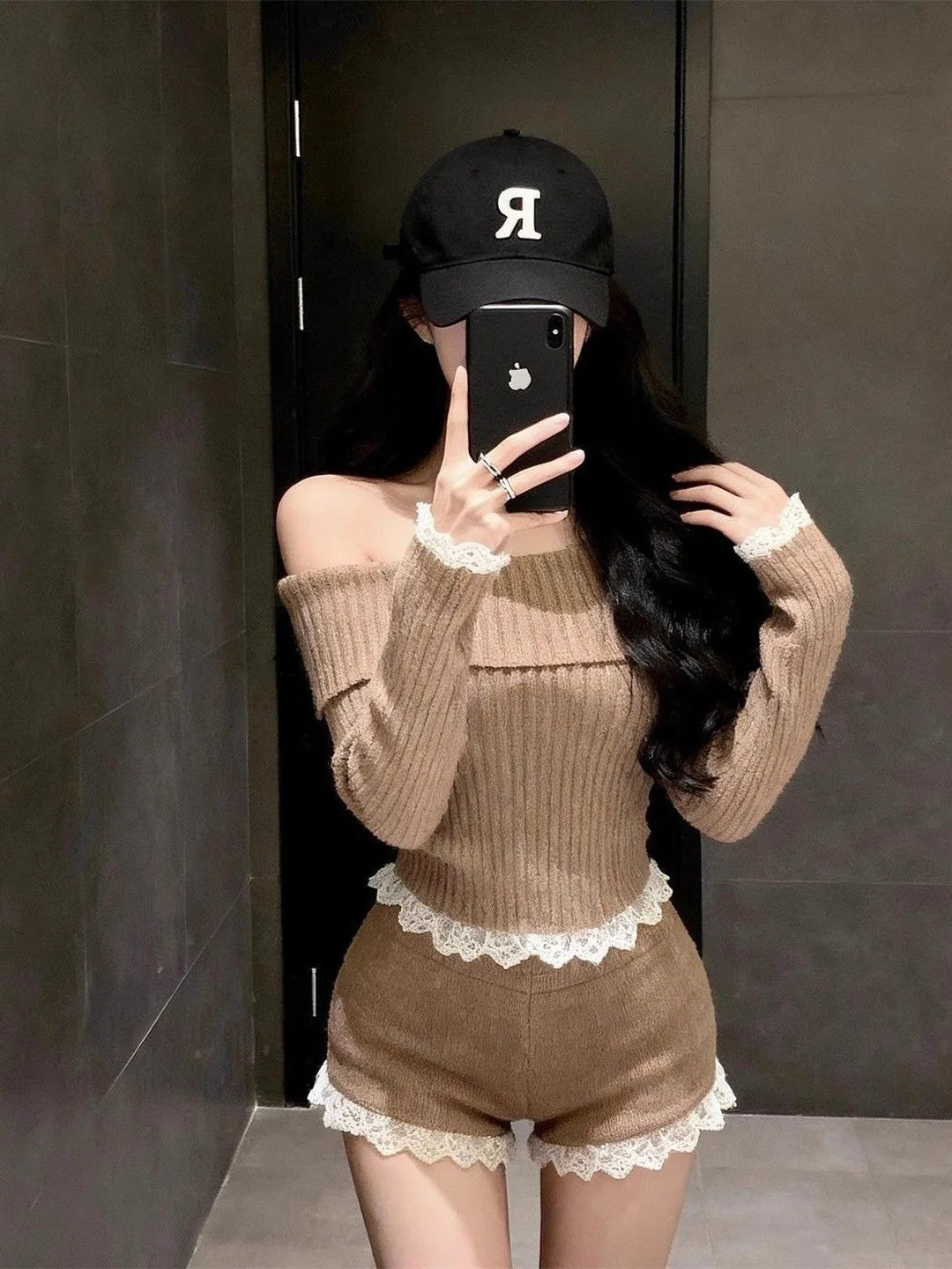 Sexy Retro One-Shoulder Knitted Sweater Two-Piece Set Short Style for Women Trendy Girl Outfit Autumn Winter Arrival