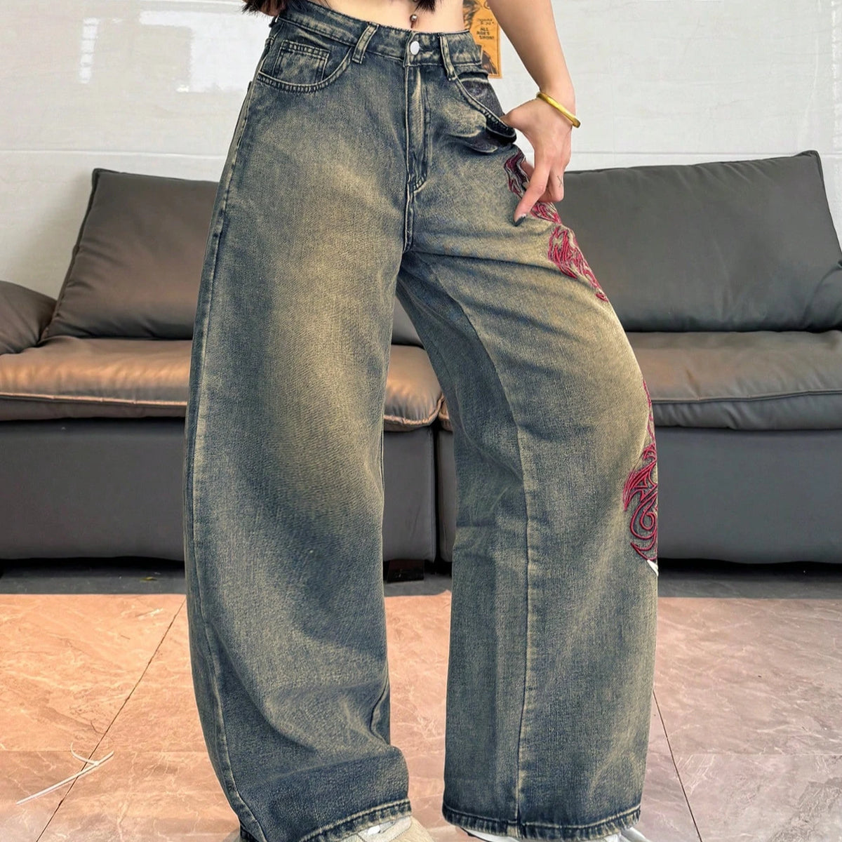 Jeans American Street Hot Item Women Vintage Mud Washed Wide Leg Jeans Abstract Side Embroidery High Waist Baggy Y2K Spicy Pants
