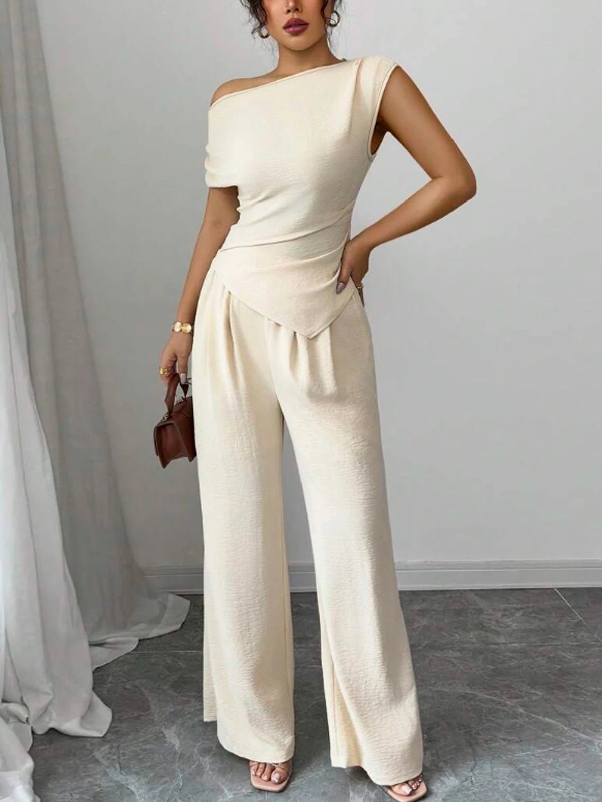 Set 2-Piece Pants Elegant Pure Color Ladies Asymmetric Top And Wide Leg Pants 2-Piece Set for Commuting Casual Vacations Fashionable Arrival
