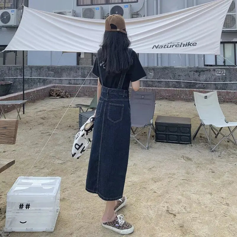 Split denim shoulder strap skirt for women in spring and autumn, loose, high waisted, medium to long style, plus size, chubby li