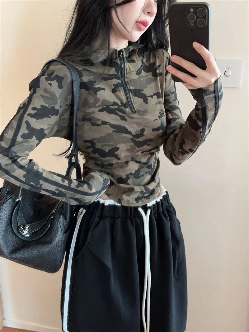 Women's Fashion Camo Print Half Zipper Hoodie Long Sleeve Tee Unique Design Slim Fitted Casual Pullover Tops for Women