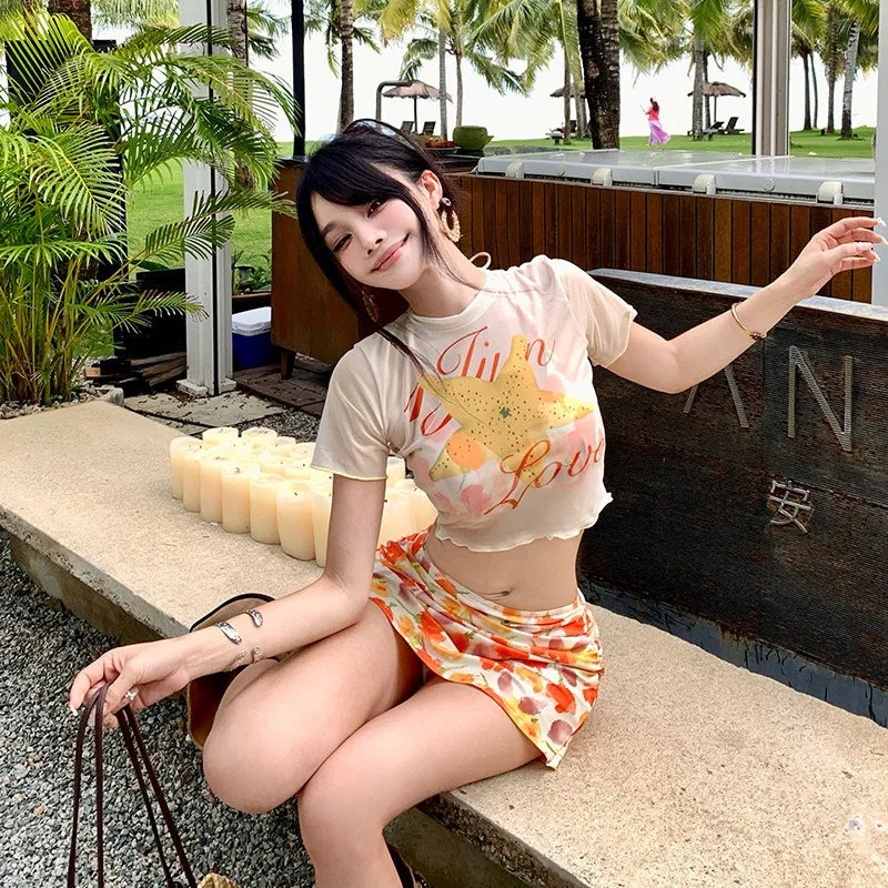 Women 4-piece Printed Bikini Set Short Sleeved Mesh Eyepatch Shirt Backless Lace Up Swimsuit Suitable for Beach Swimming Pools
