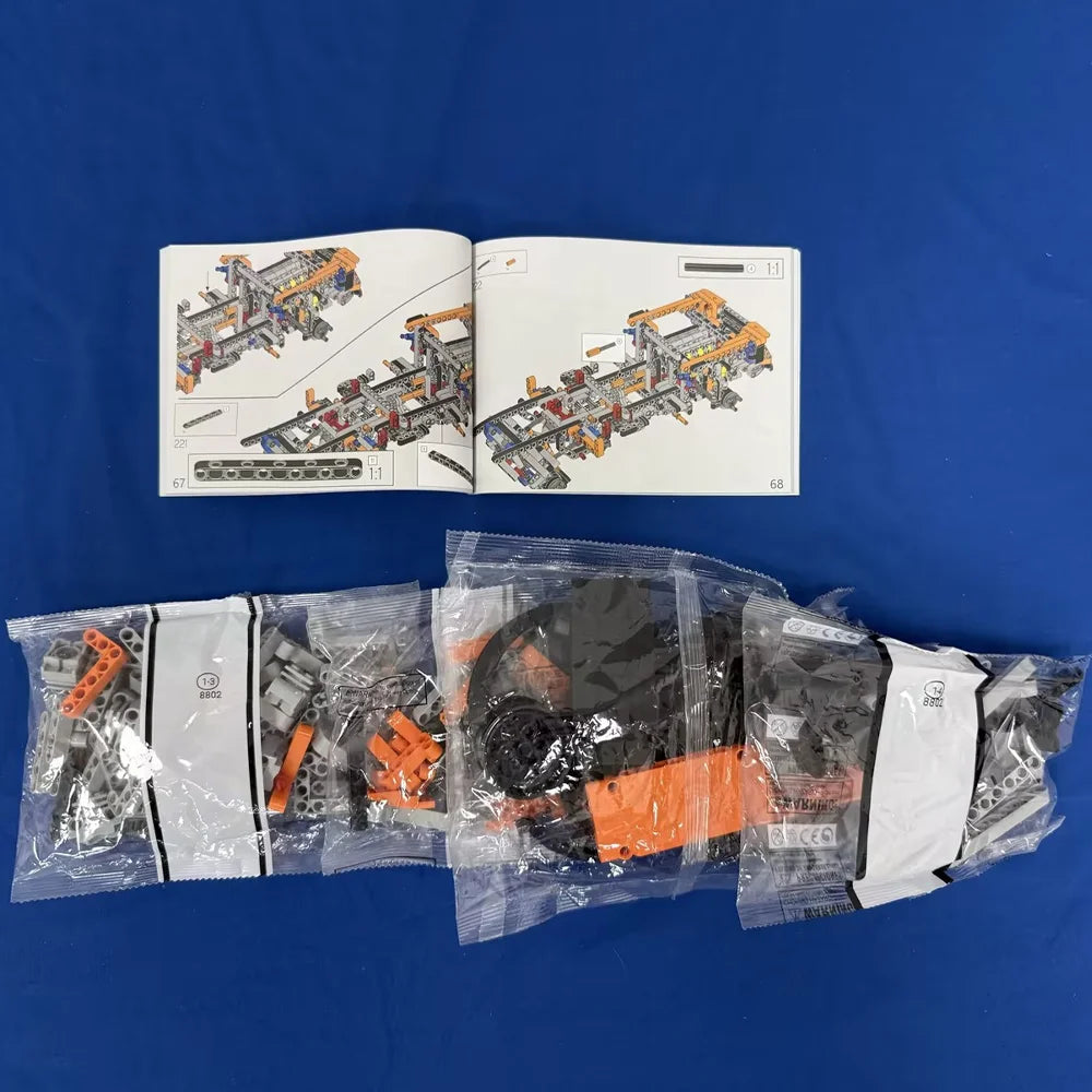 NEW Technical 1379PCS Group Pickup Truck Racing Car Compatible Model Vehicle Decorative Car Construction Toys Gifts Boys Adults