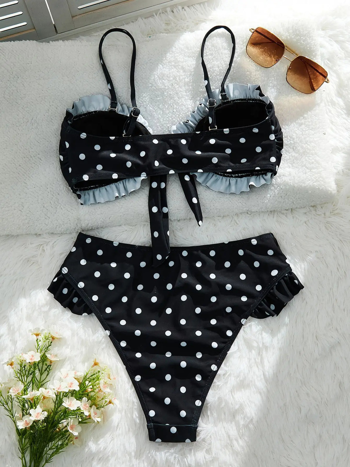 Women Polka Dot Bikinis Set Ruffle Trim Front Bow Bandeau Top High Waist High Cut Bikini Swimwears Beach Bathing Suit Swimsuits