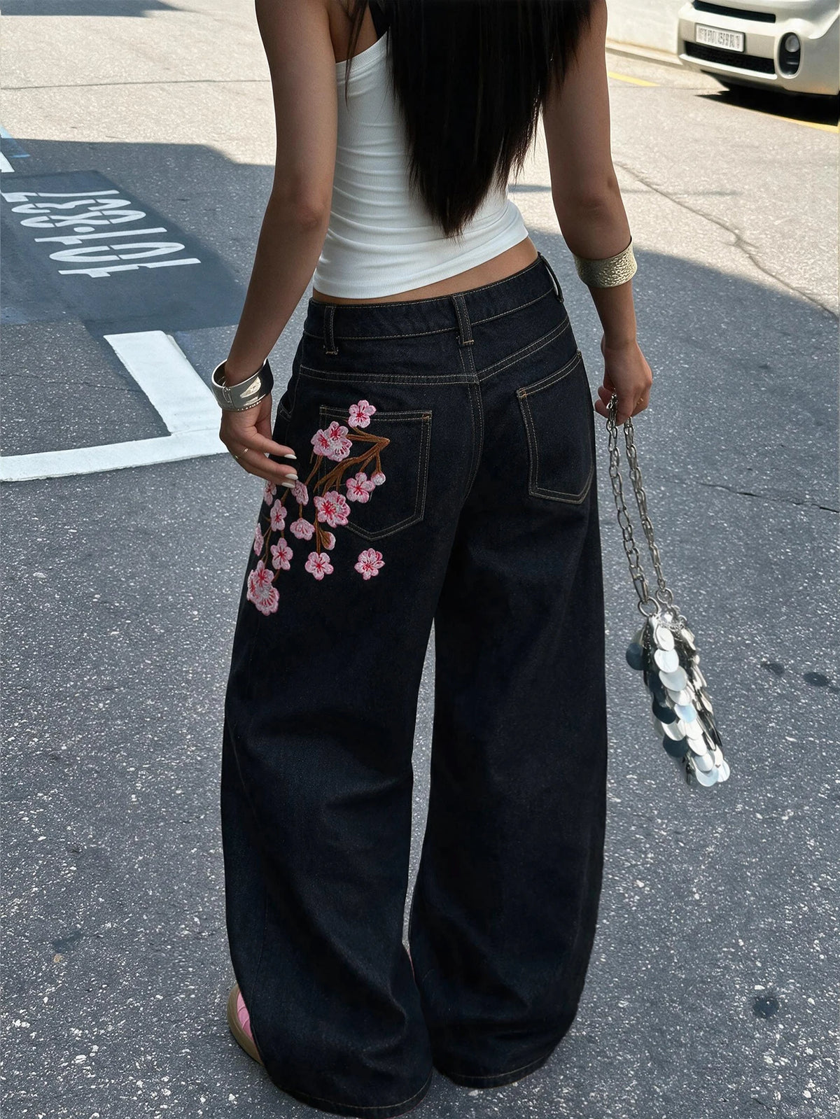Jeans American Retro Plum Blossom Embroidery Design Black Baggy Wide Leg Jeans Y2K Street Fashion Trend Daily Versatile Women's Trousers