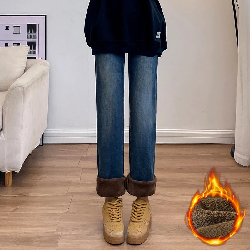 Women's Winter Fleece Jeans Thicken Warm Soft Loose Straight Korean Denim Pants Female Fashion Plush Velvet Wide Leg Pants