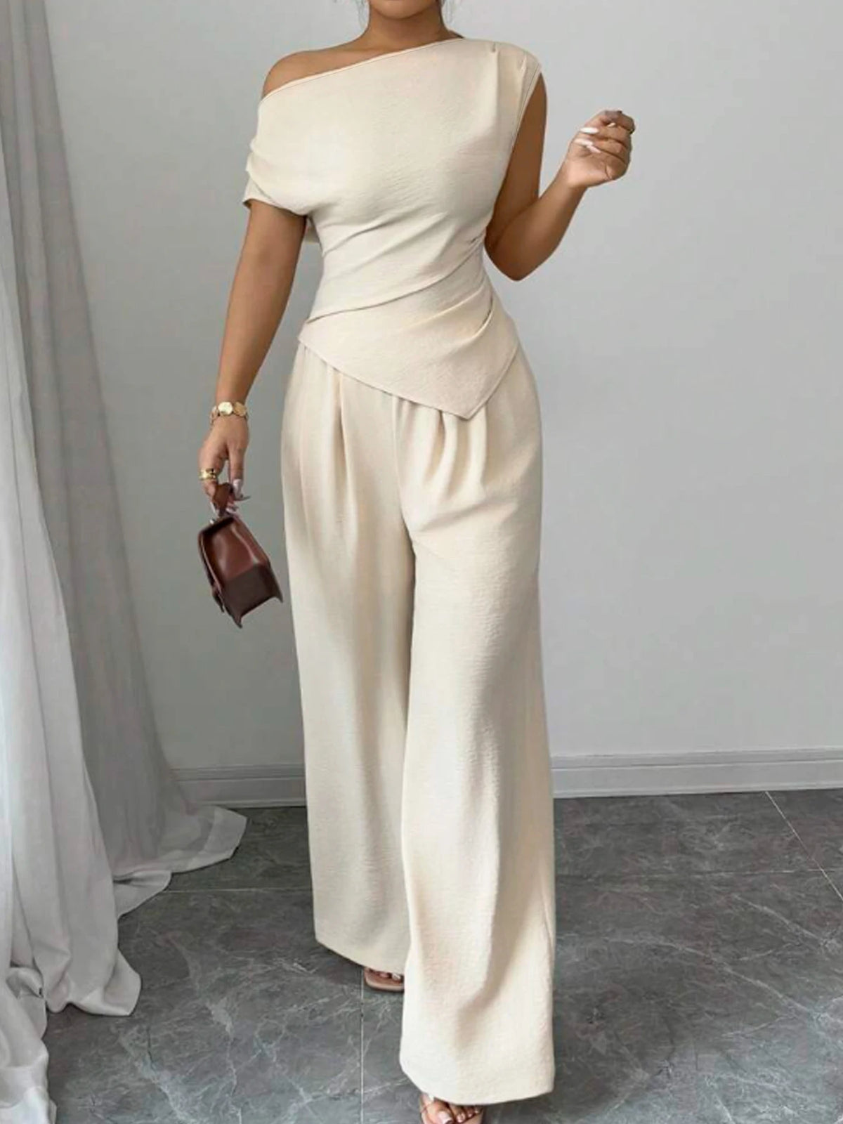 Elegant Pure Color Ladies Asymmetric Top And Wide Leg Pants 2-Piece Set for Commuting Casual Vacations Fashionable Arrival
