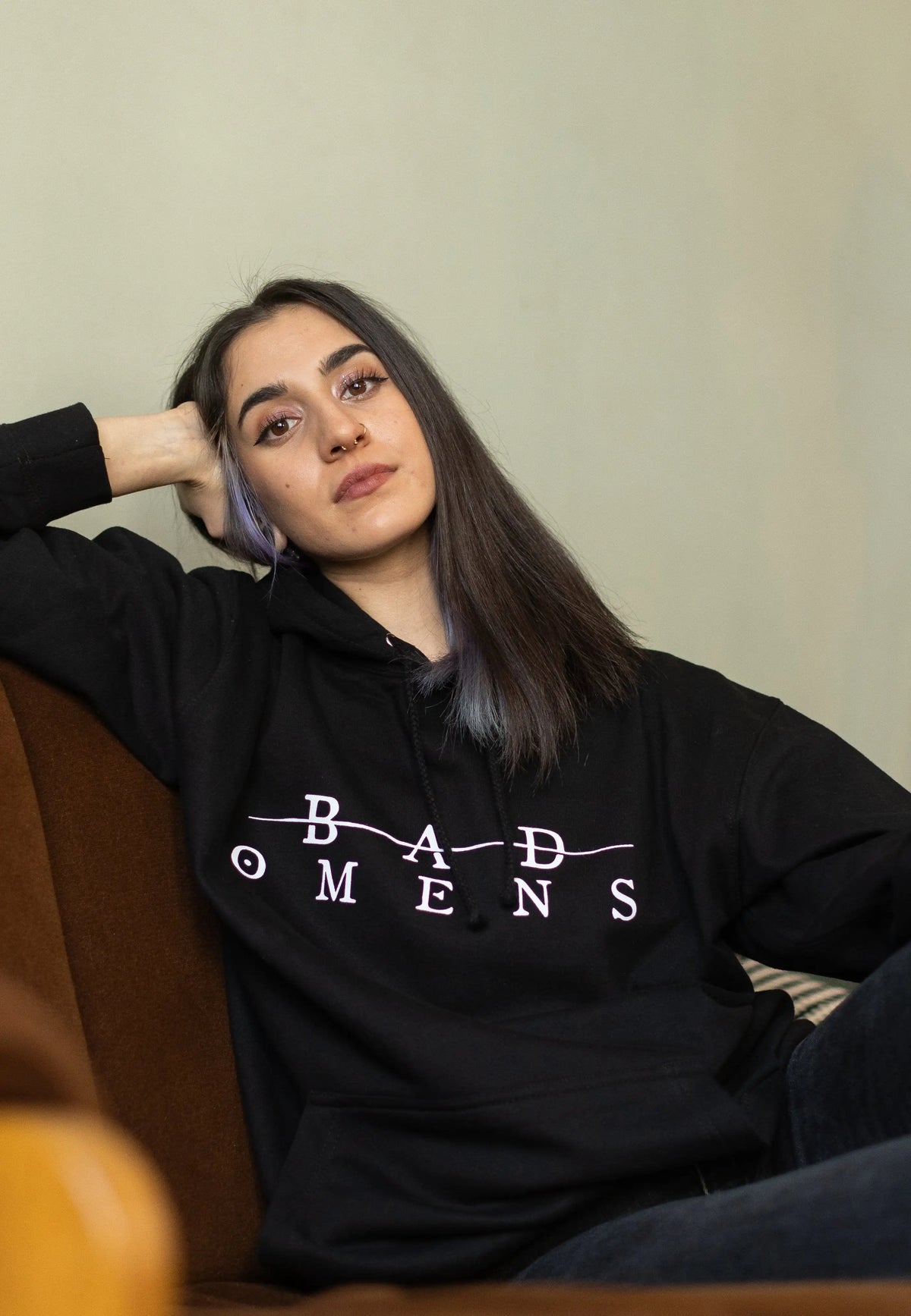 Bad Omens Moth Printed Hoodies Retro Street Hip Hop Sweatshirt Oversized Women Men Pullover Hoodies Streetwear Loose Tracksuits