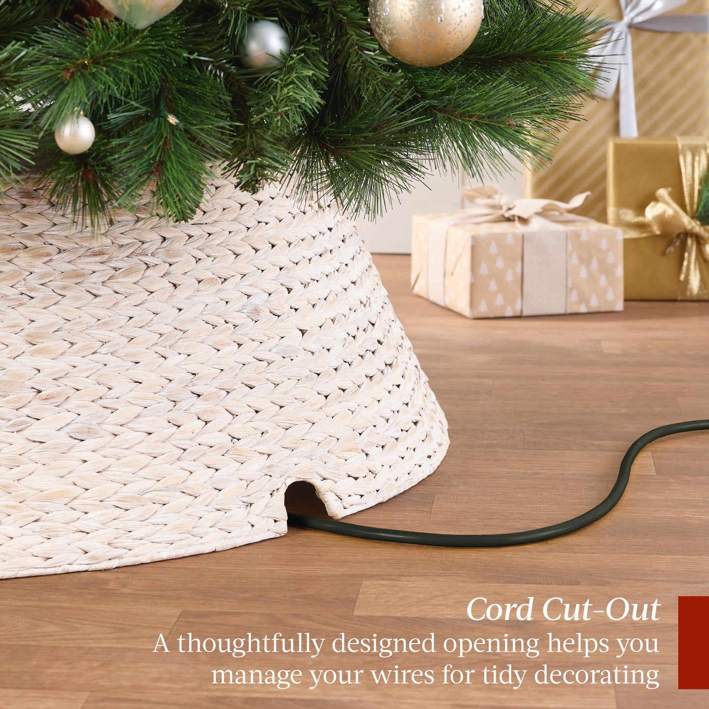 42-Inch Woven Hyacinth Christmas Tree Collar