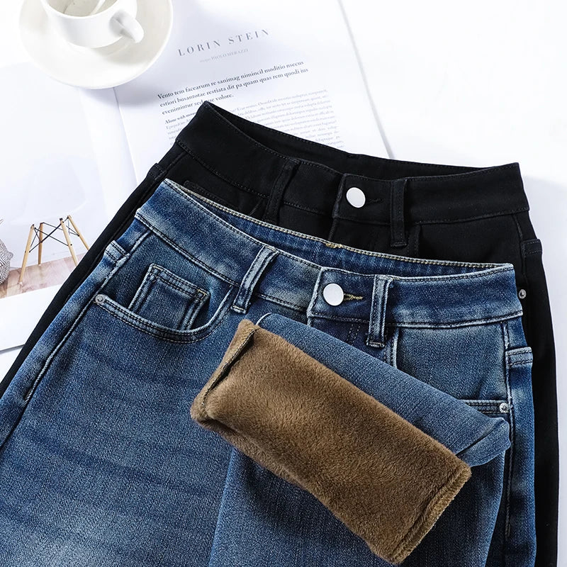 Women's Winter Fleece Jeans Thicken Warm Soft Loose Straight Korean Denim Pants Female Fashion Plush Velvet Wide Leg Pants