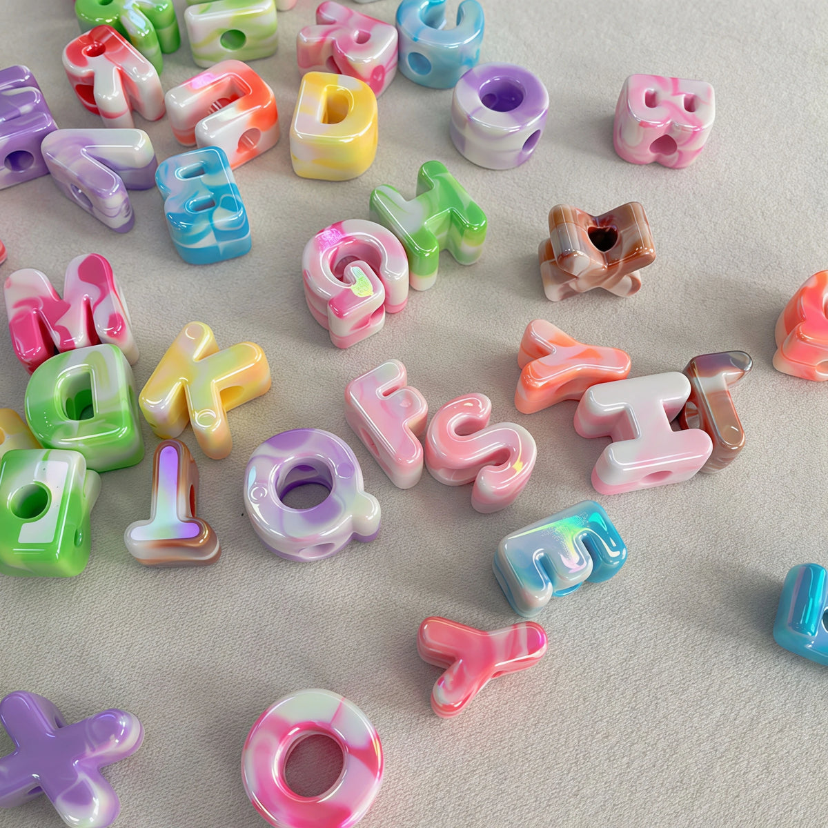 Iridescent Acrylic Alphabet Beads 26-100pcs Acrylic Alphabet Beads Large Hole Two-Tone Iridescent UV Coated for DIY Phone Chain Keychain Jewelry Making Loose Bead