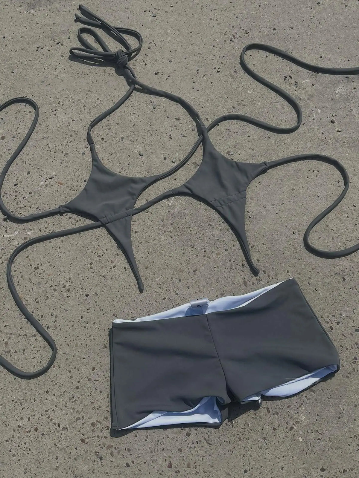 Sub-cultural personality design spice girls hot wind hanging neck bikini suit beach pool to wear lace-up women's bikini.