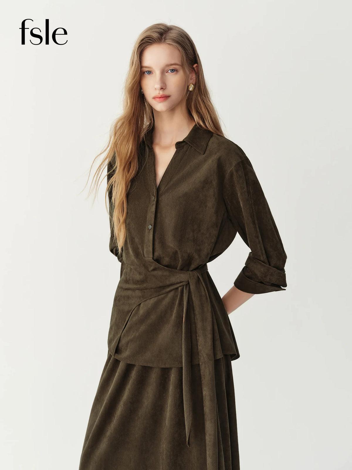 Set FSLE Maillard Coffee Faux Suede Tie Waist Shirt and Skirt Two Piece Set Women Retro Slimming Office Commute Date Outfits