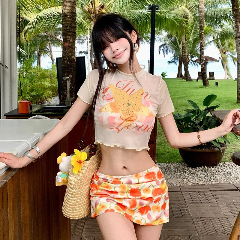 Women 4-piece Printed Bikini Set Short Sleeved Mesh Eyepatch Shirt Backless Lace Up Swimsuit Suitable for Beach Swimming Pools