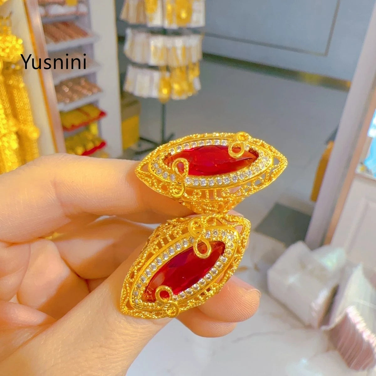 New French Dubai Fashion 24K Gold Plated Ring Exquisite Engagement Party Jewelry for Lovers
