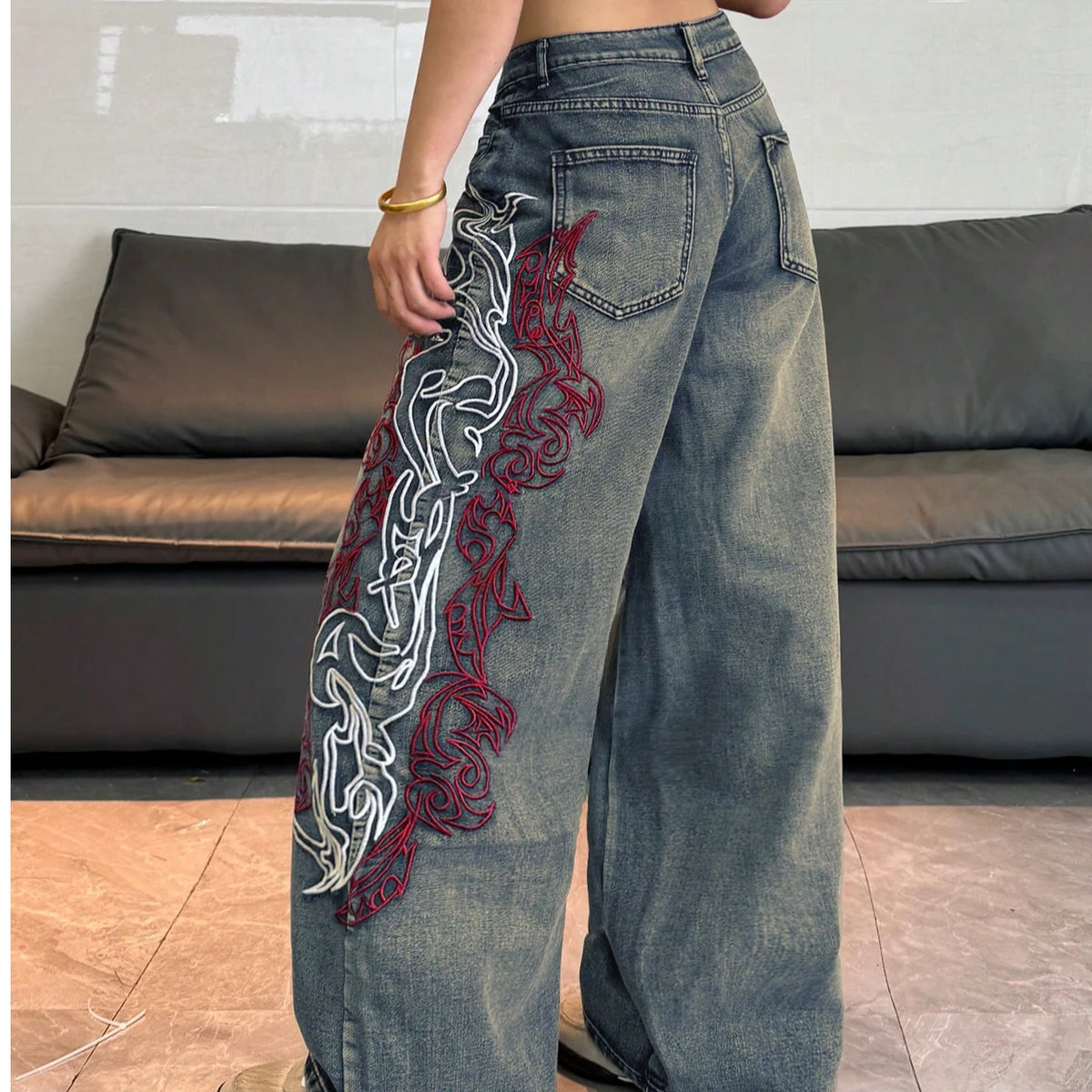 Jeans American Street Hot Item Women Vintage Mud Washed Wide Leg Jeans Abstract Side Embroidery High Waist Baggy Y2K Spicy Pants