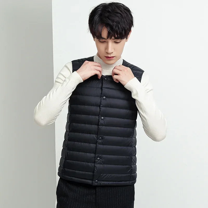 Lightweight Down Vests Men 90% White Duck Down Packable Winter Vests Solid Portable Sleeveless Waistcoat Homme Warm Parkas Male