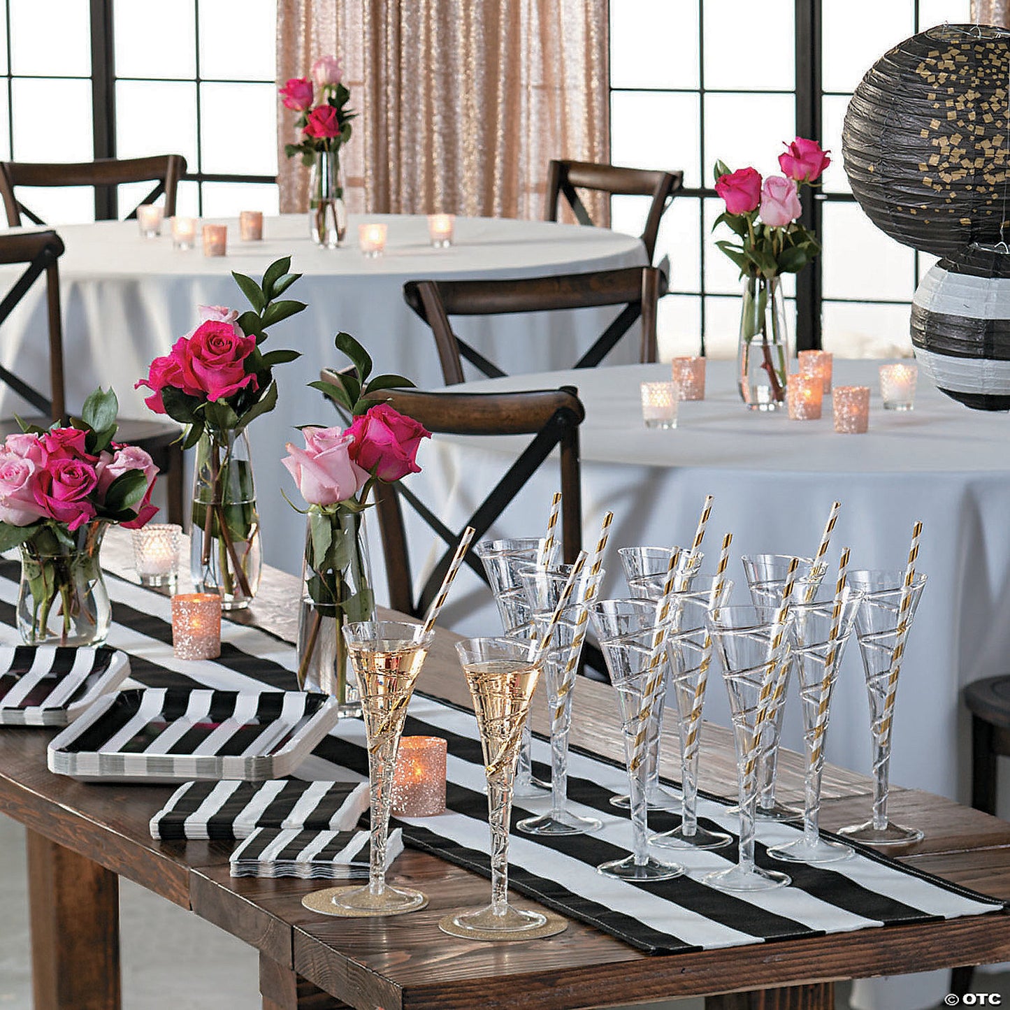 Black White Striped Square Paper Dinner Plates - 25 Ct. | USA Decoration®