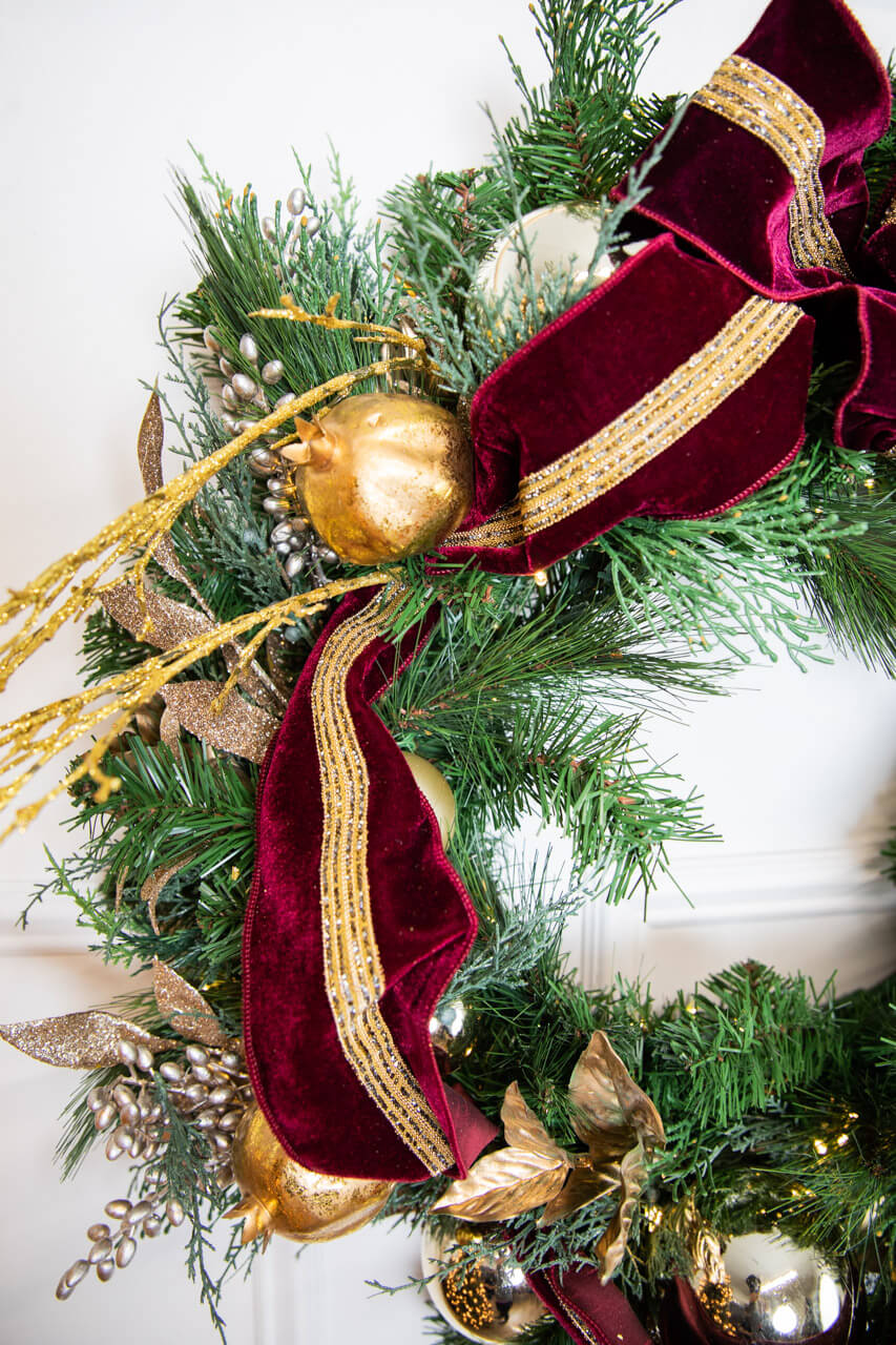 30” Cordless Prelit Crimson & Gold Holiday Wreath