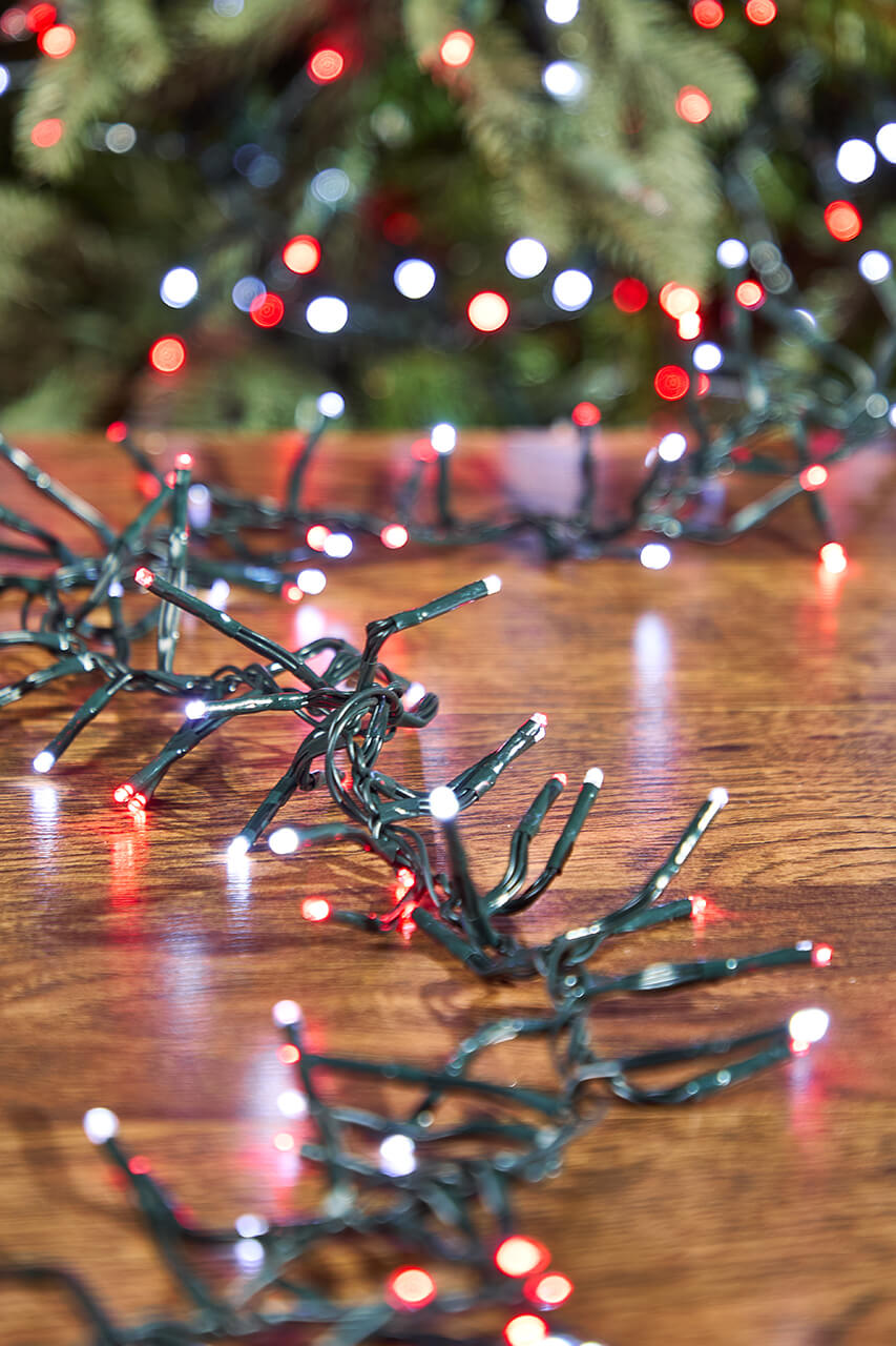 25' Platinum Elite Cluster Lights - 760L Cool White & Red (Green Cord)