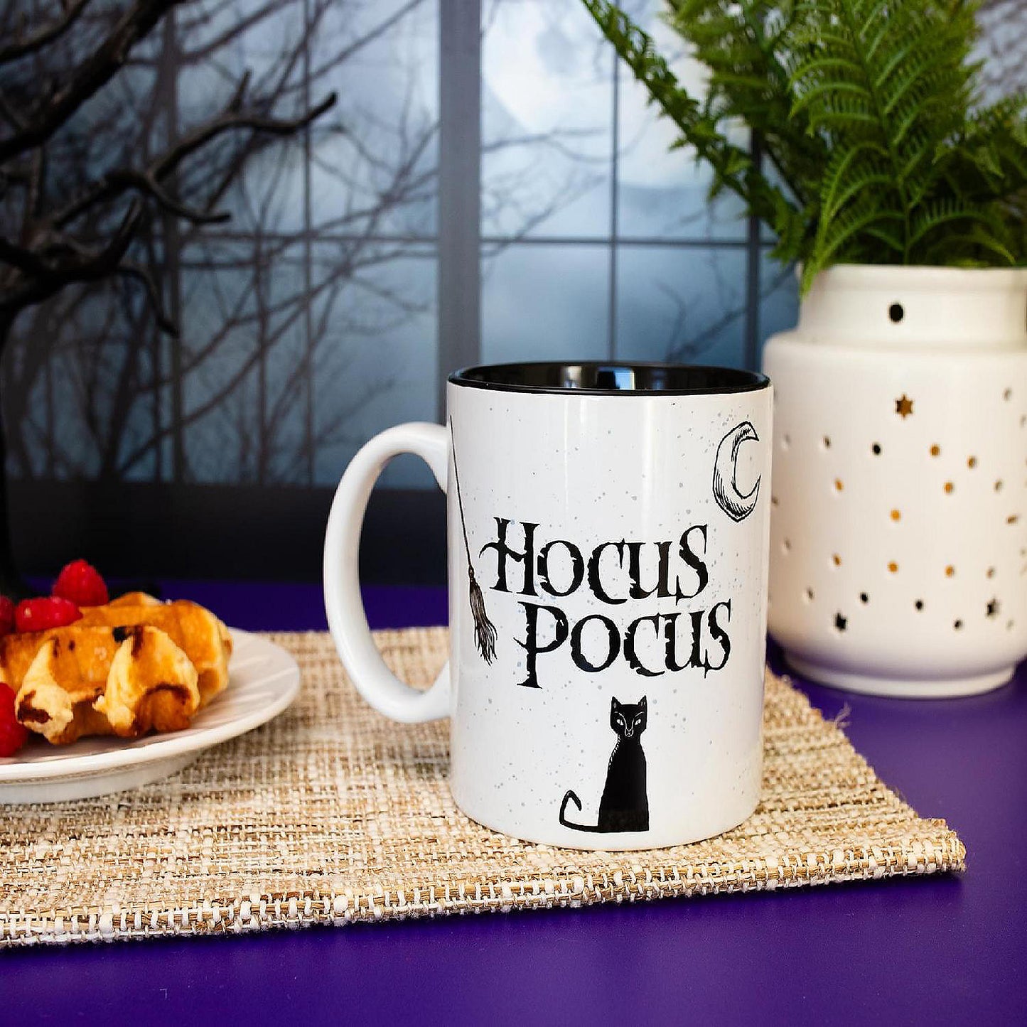 Disney Hocus Pocus "Makes Me Sick" Ceramic Mug Holds 20 Ounces | USA Decoration®