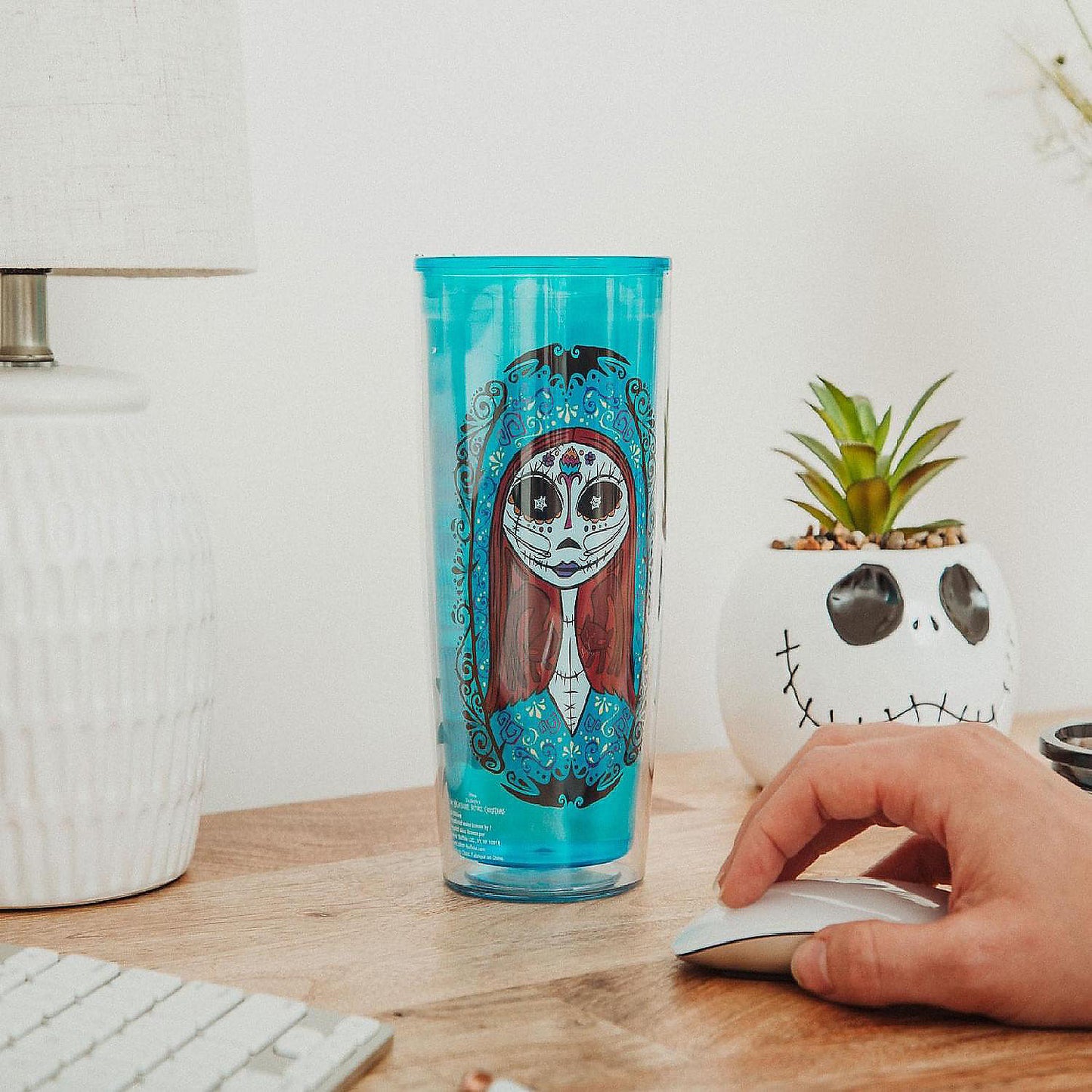 Disney Nightmare Before Christmas Sugar Skulls Plastic Travel Tumbler with Lid | USA Decoration®