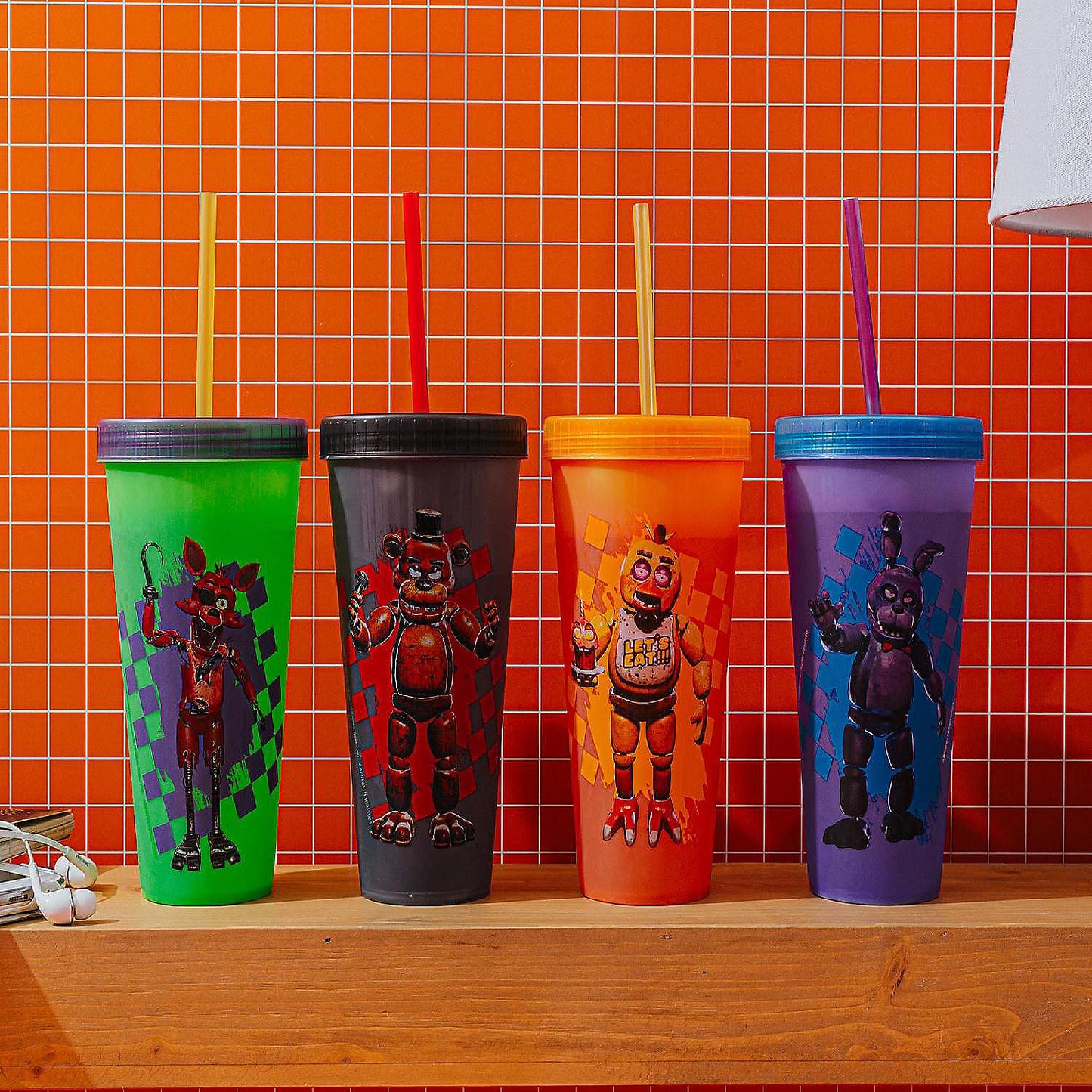 Five Nights At Freddy's 4-Piece Color-Changing Plastic Tumbler Set | USA Decoration®