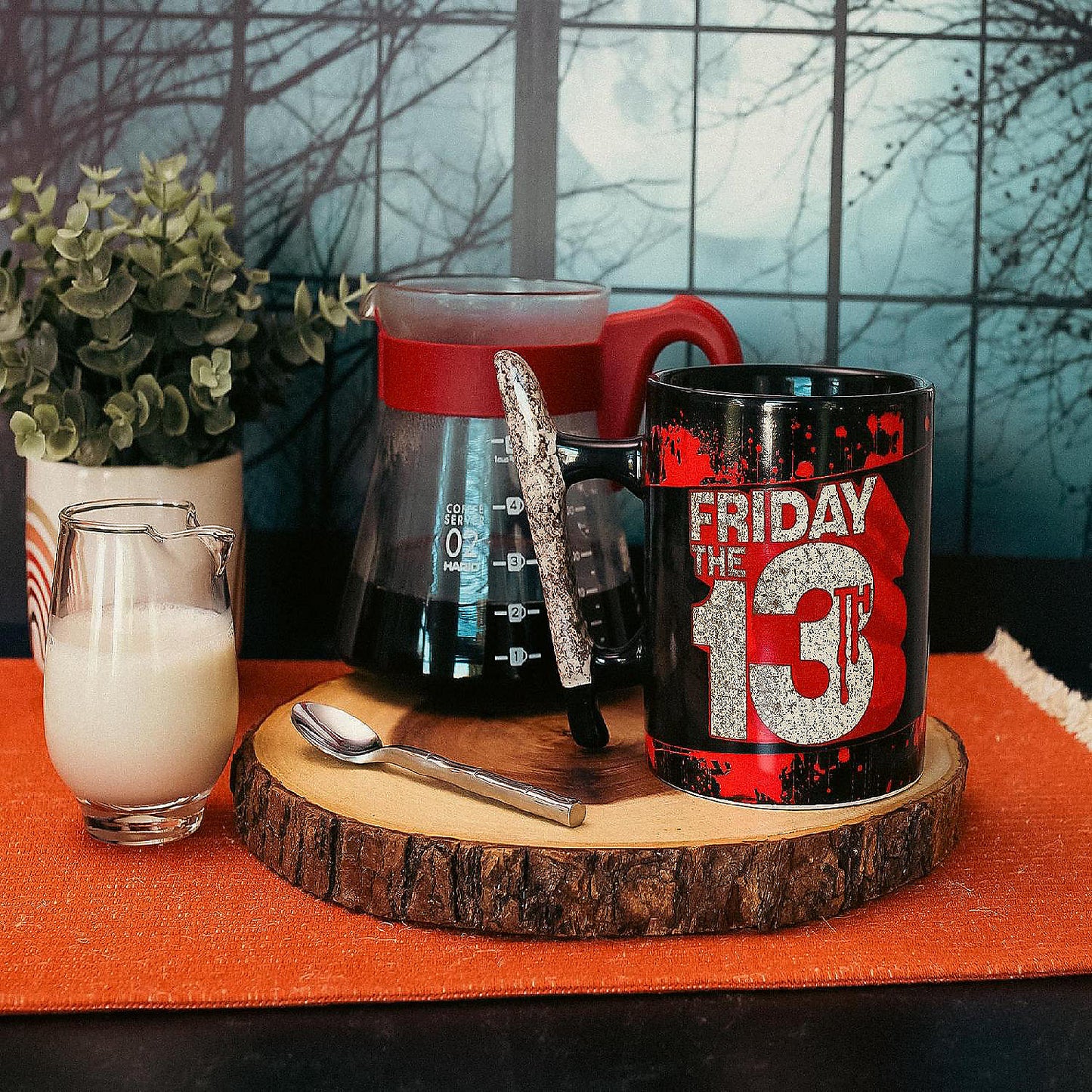 Friday The 13th Jason Mask 20-Ounce Ceramic Mug With Machete-Shaped Handle | USA Decoration®