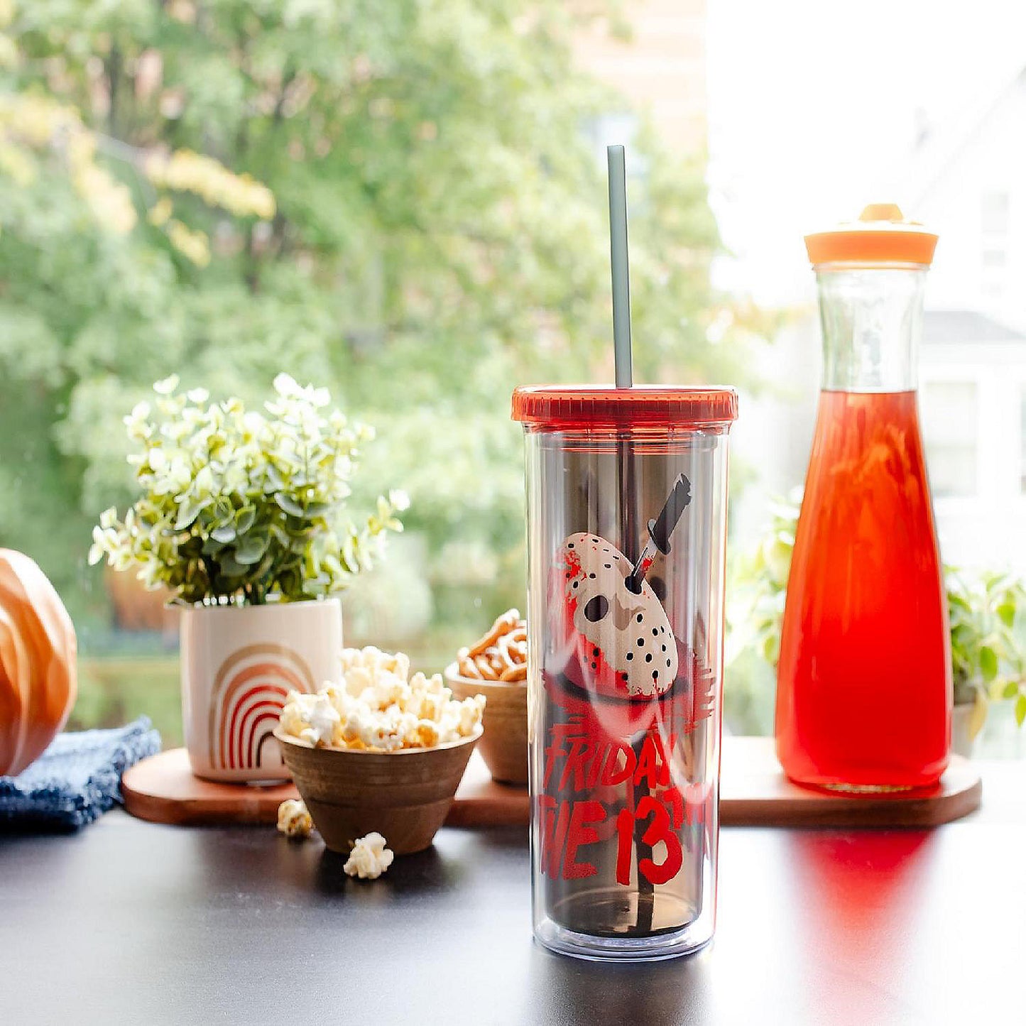Friday the 13th: The Final Chapter Cold Cup With Lid and Straw Holds 20 Ounces | USA Decoration®