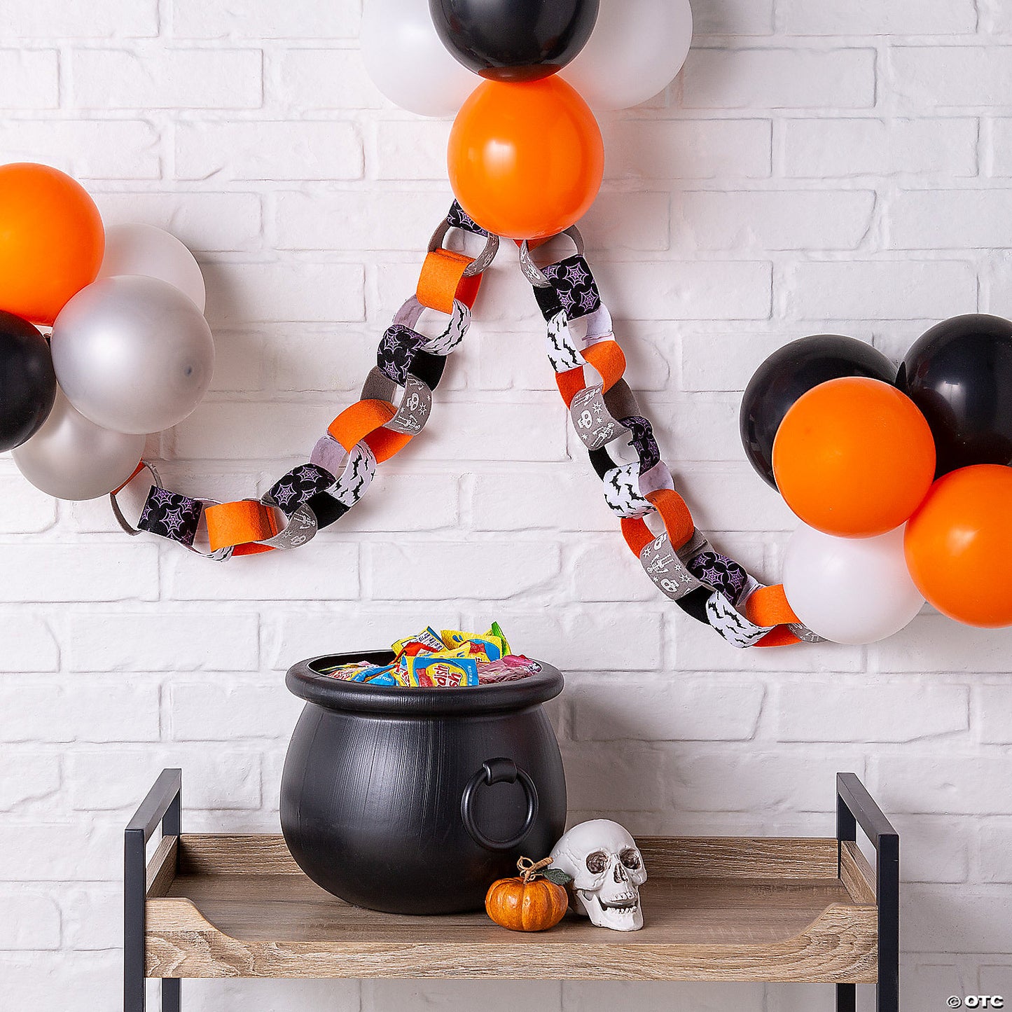 Halloween Felt Chain Link Garland | USA Decoration®