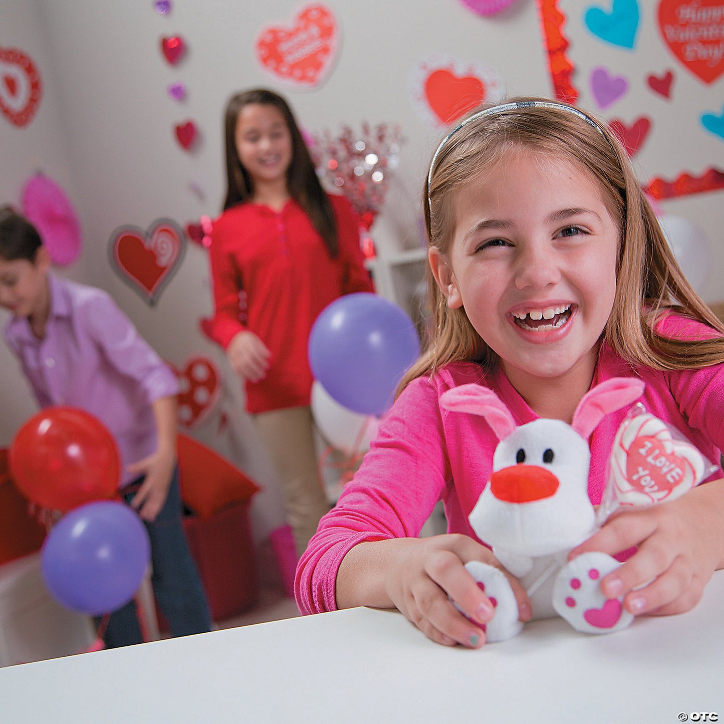 Stuffed Dog with Lollipop Valentine Exchanges for 12 | USA Decoration®