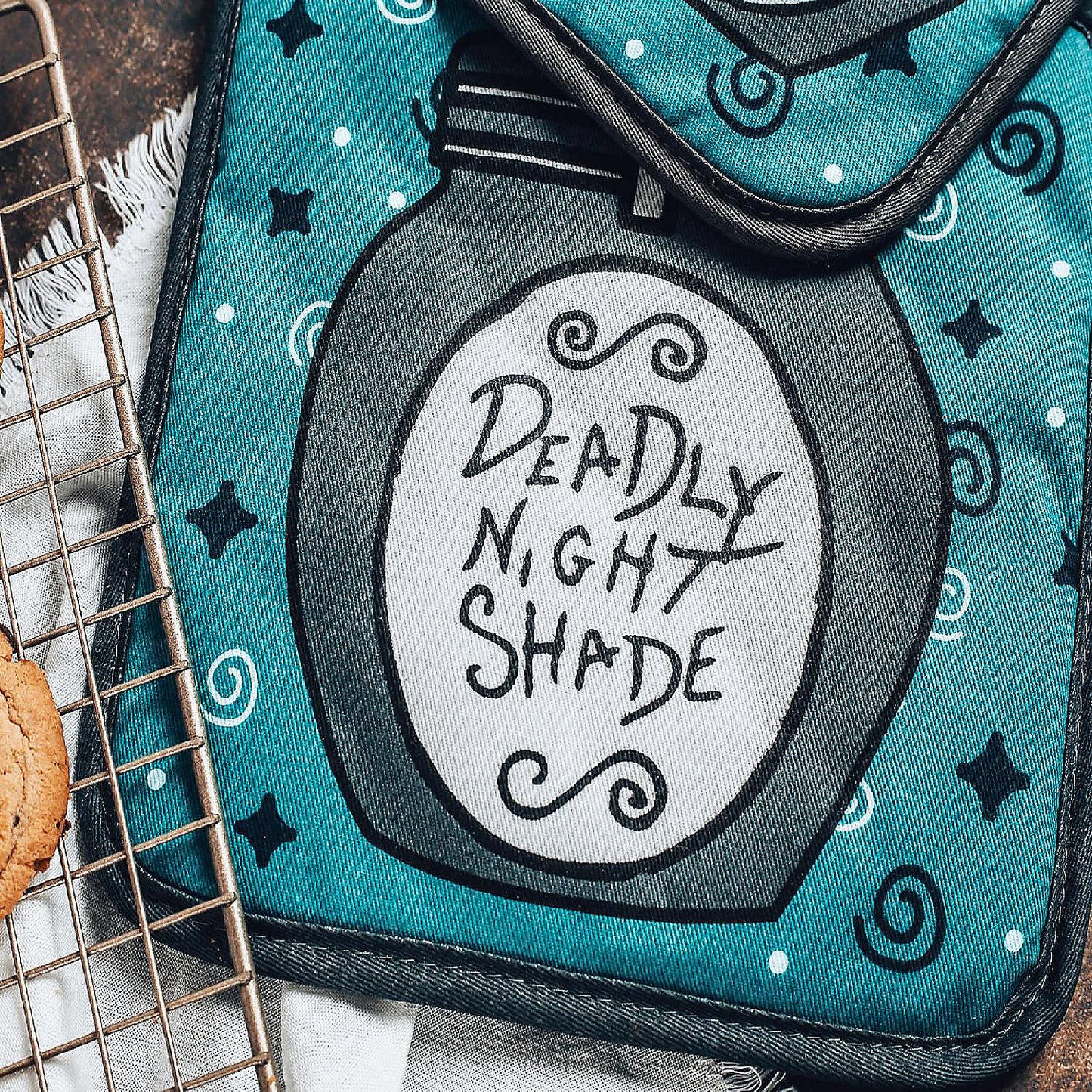 The Nightmare Before Christmas Jack and Sally Kitchen Pot Holders Set of 2 | USA Decoration®