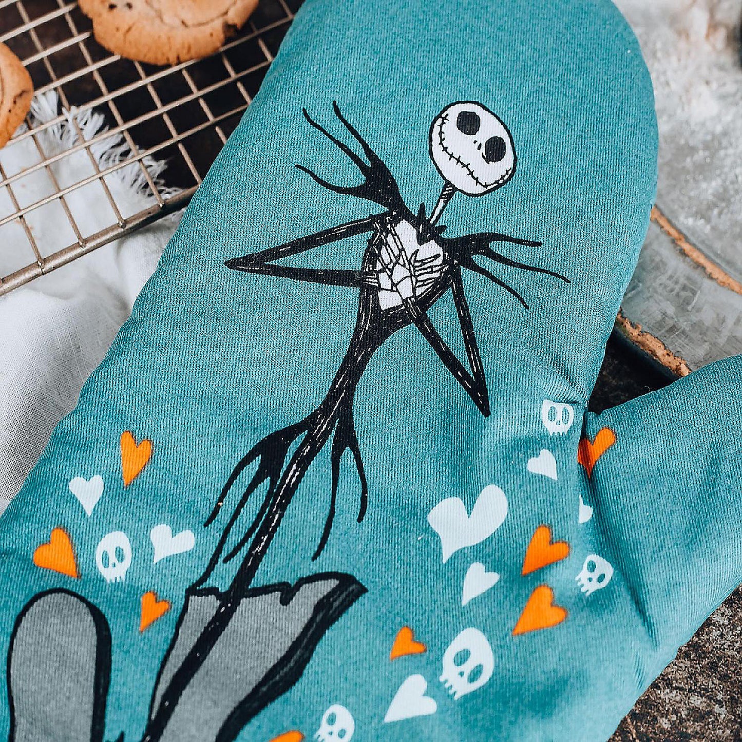 The Nightmare Before Christmas Jack and Sally Oven Mitt Glove | USA Decoration®