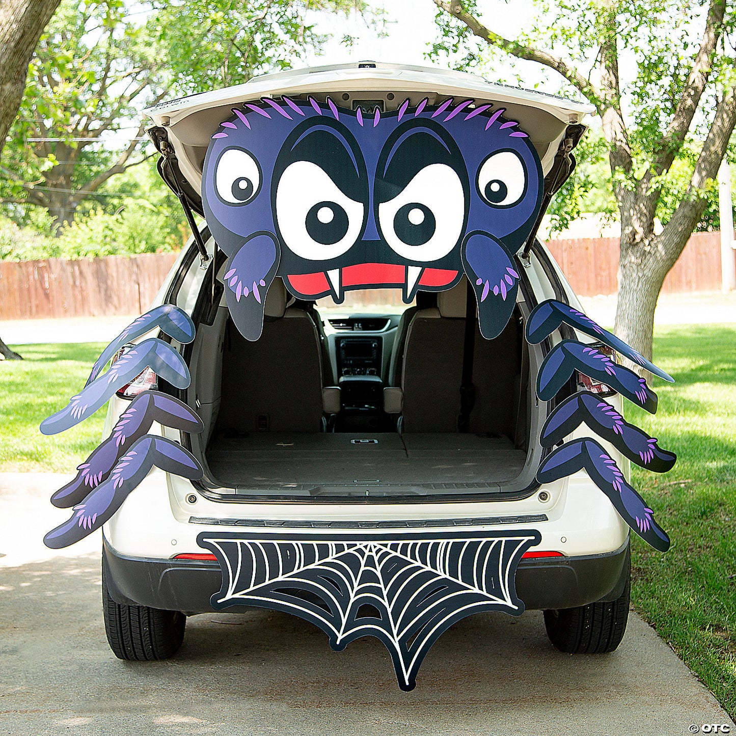 12 Piece(s): Value Spider Trunk-or-Treat Cardstock Decorating Kit - 12 Pc. | USA Decoration®