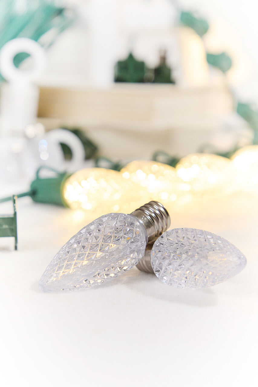 250' Outdoor Christmas Lighting Kit - Warm White