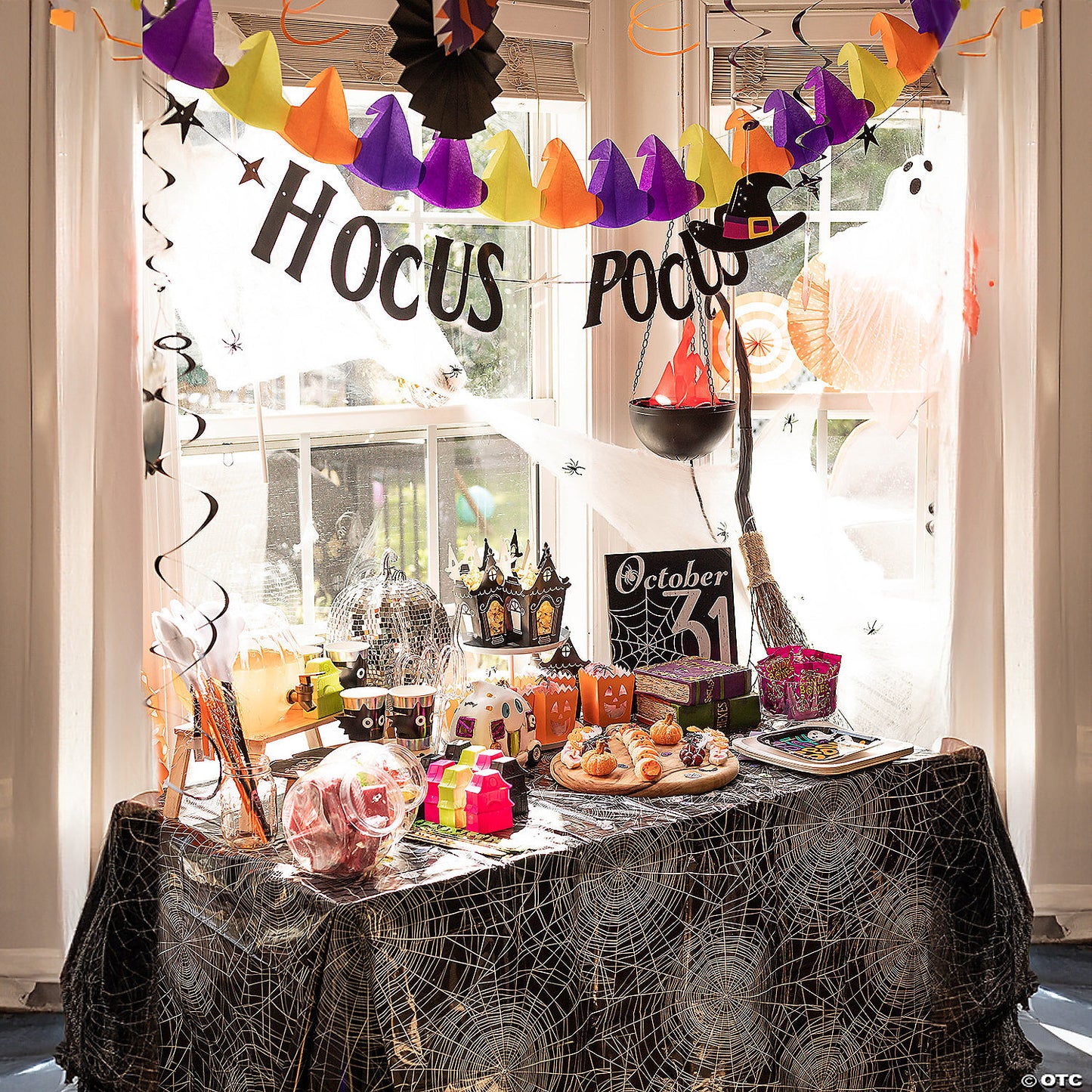 Witch Halloween Party Decorating Kit - 17 Pc. | USA Decoration®